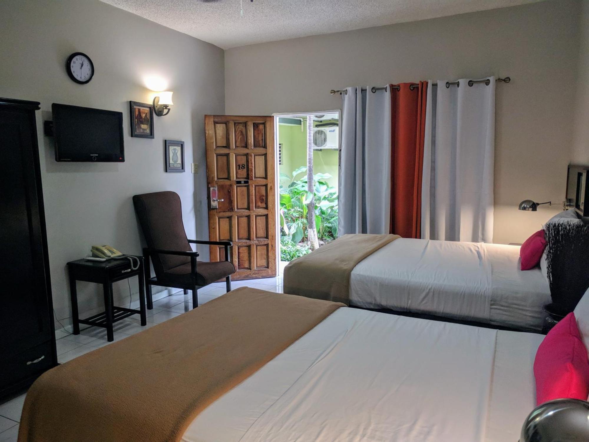Christar Villas Hotel Kingston Zewnętrze zdjęcie